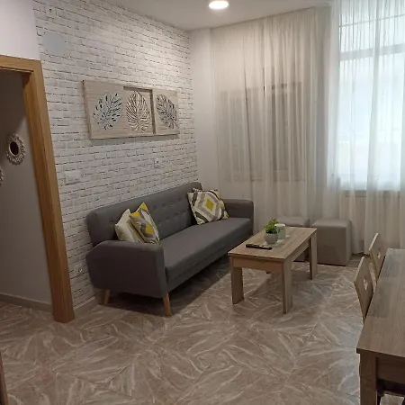 Apartment Yeik *