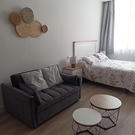 Yeik Apartman *