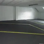 شقة Yeik